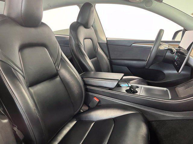 Used 2023 Tesla Model Y Long Range AWD/4WD image 10