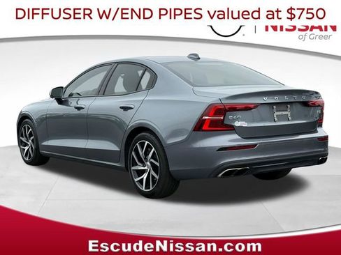 Used 2020 Volvo S60 T5 Momentum w/ Protection Package Premier FWD image 5