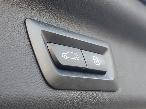 Used 2025 MINI Cooper Countryman S w/ Comfort Package Max image 9