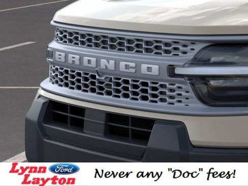 New 2025 Ford Bronco Sport Outer Banks image 17