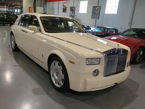 Used 2006 Rolls-Royce Phantom Sedan RWD image 8