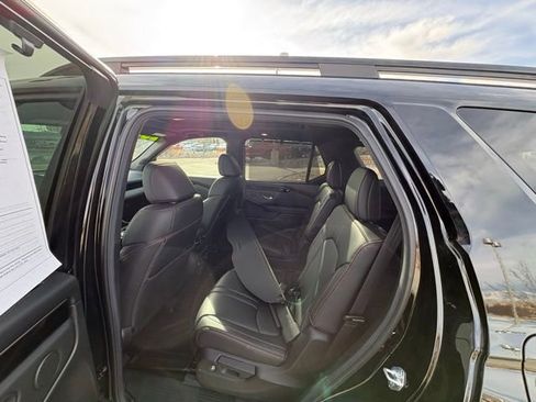 Used 2025 Honda Pilot TrailSport image 25