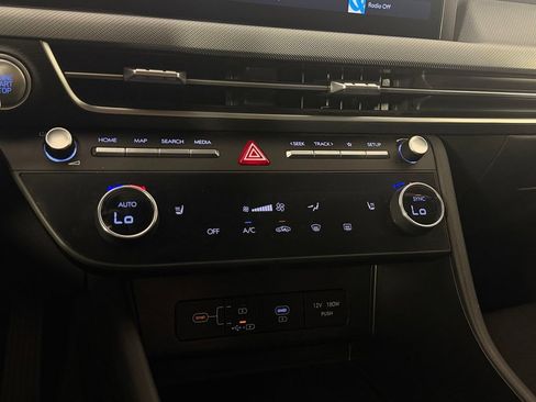Used 2025 Hyundai Sonata SEL FWD image 20
