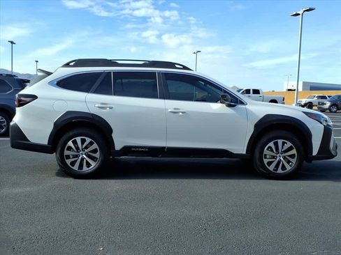 Certified 2025 Subaru Outback Premium w/ Popular Package #1A image 8