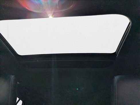 New 2025 Jeep Grand Cherokee L Altitude image 14