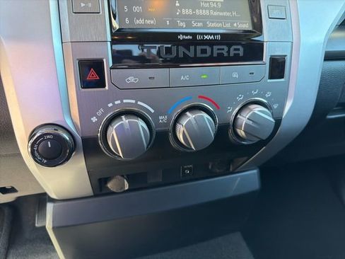 Used 2019 Toyota Tundra SR5 AWD/4WD image 18