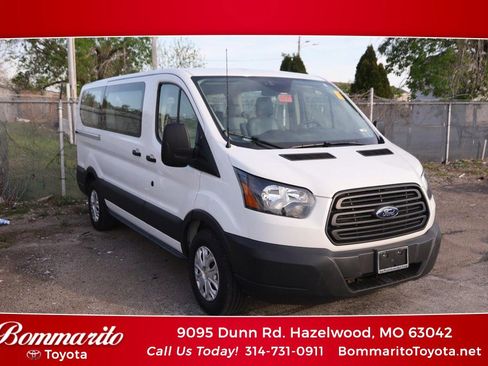 Used 2018 Ford Transit 150 XL image 1