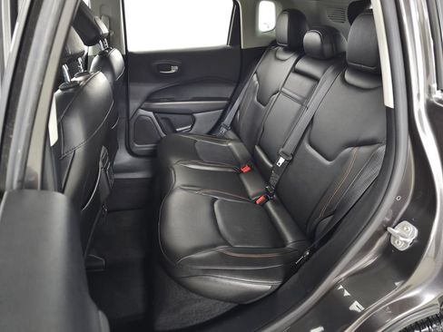 Used 2018 Jeep Compass Limited AWD/4WD image 26