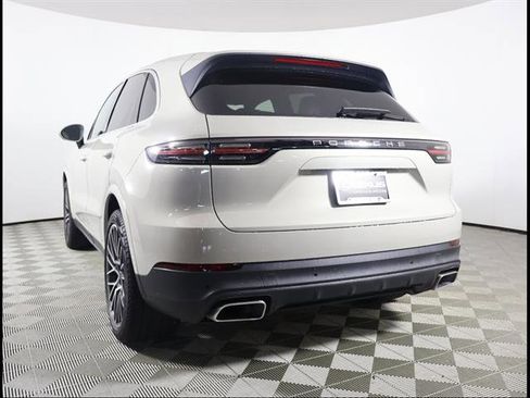Used 2020 Porsche Cayenne AWD/4WD image 4
