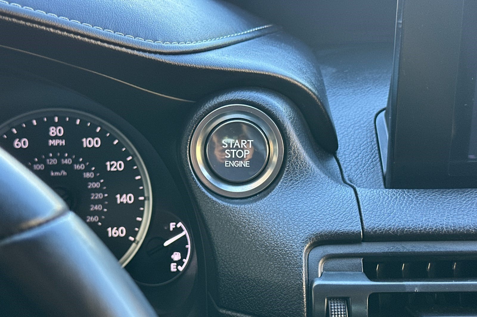 Used 2024 Lexus IS 300 F Sport RWD image 18