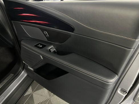 Used 2024 Lincoln Nautilus Reserve w/ Jet Appearance Package (87T) image 35