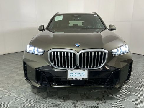 Certified 2025 BMW X5 sDrive40i w/ M Sport Package image 3