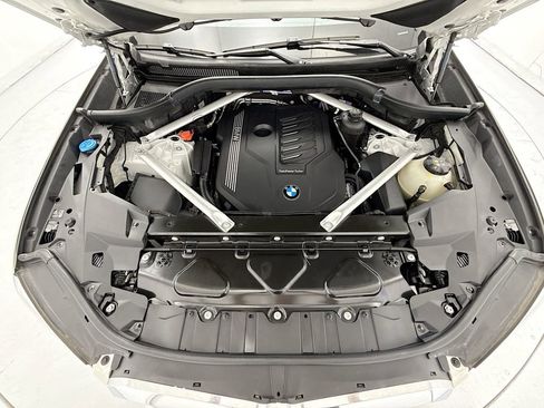 Used 2023 BMW X5 xDrive40i w/ Premium Package AWD/4WD image 28