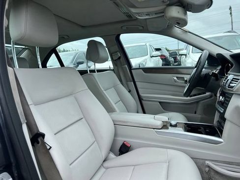 Used 2014 Mercedes-Benz E 350 Sedan image 22