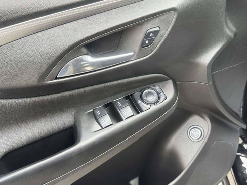 Used 2025 Buick Envista Avenir FWD image 19