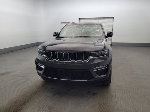 Used 2022 Jeep Grand Cherokee Limited 4xe w/ Luxury Tech Group II image 15