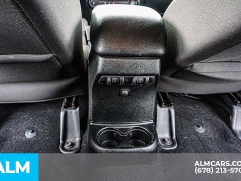 Used 2018 Jeep Wrangler Unlimited Sport S image 33