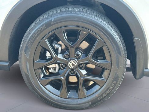 Certified 2024 Honda HR-V Sport image 11