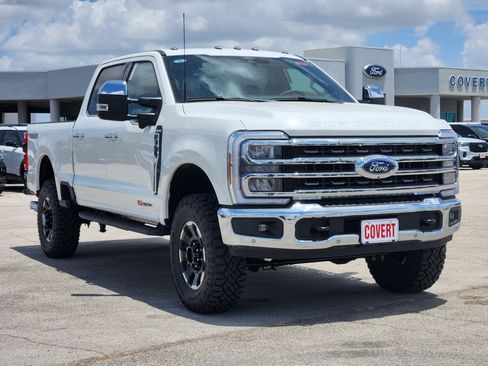 New 2026 Ford F350 King Ranch w/ Tremor Off-Road Package AWD/4WD image 2