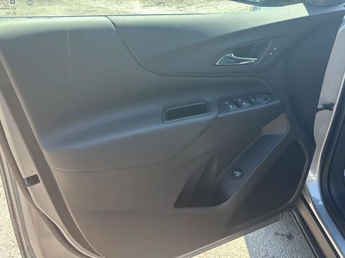 Used 2024 Chevrolet Equinox LT AWD/4WD image 19