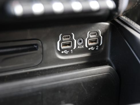 Used 2019 RAM 1500 Limited AWD/4WD image 29