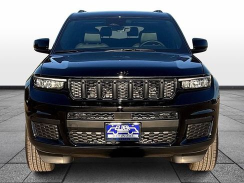 New 2025 Jeep Grand Cherokee L Altitude image 5