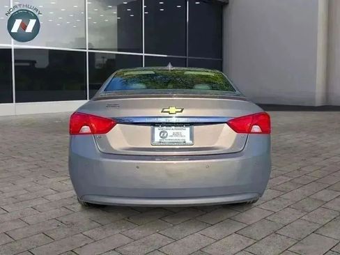 Used 2017 Chevrolet Impala LT w/ Leather Package image 4