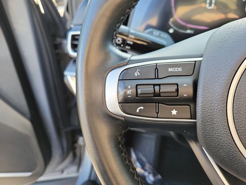 Used 2023 Kia Sportage EX FWD image 28