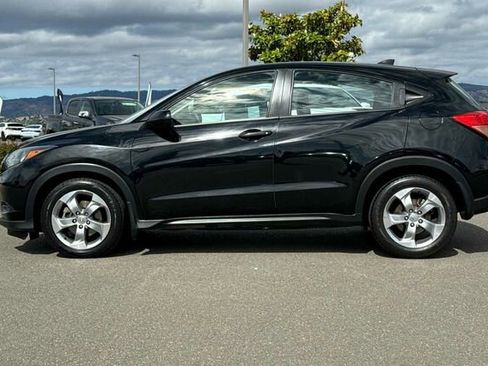 Used 2016 Honda HR-V LX image 7