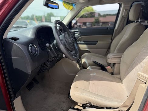 Used 2014 Jeep Patriot Sport w/ Power Value Group AWD/4WD image 13