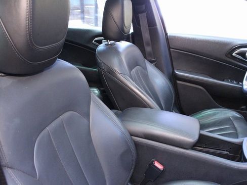 Used 2016 Chrysler 200 C w/ Sun & Sound Group image 11