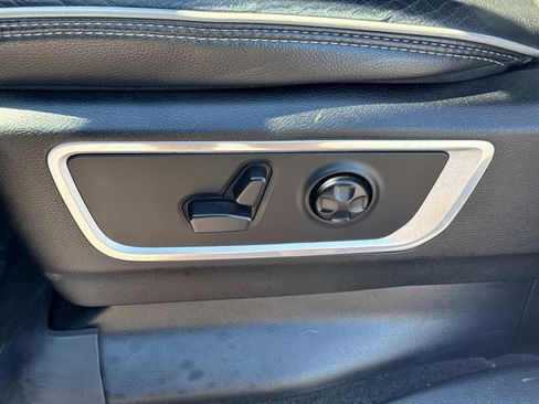 Used 2021 RAM 1500 Laramie AWD/4WD image 29