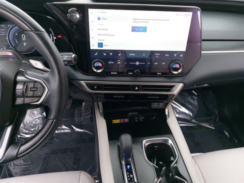 Used 2024 Lexus RX 350h image 23