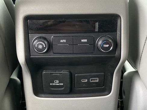 Used 2020 GMC Acadia SLT w/ Driver Alert Package II FWD image 13