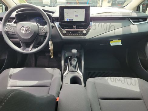 Used 2026 Toyota Corolla LE FWD image 12