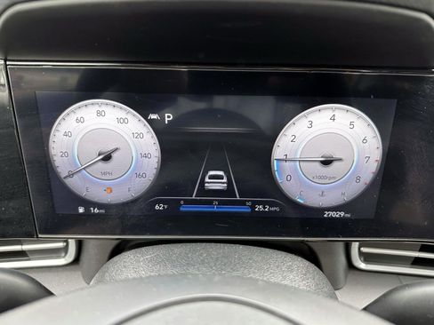 Used 2023 Hyundai Elantra SEL w/ Convenience Package FWD image 17