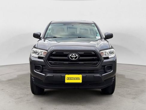 Used 2017 Toyota Tacoma SR w/ Tow Package image 8