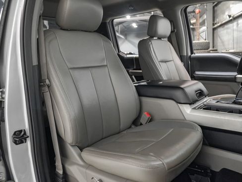 Used 2018 Ford F150 Lariat image 33