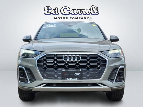 Used 2023 Audi Q5 2.0T Premium w/ Convenience Package AWD/4WD image 2