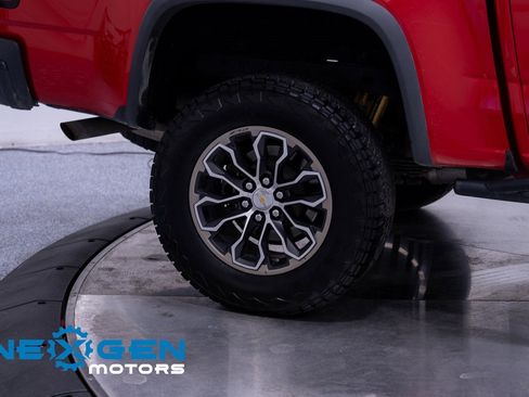 Used 2018 Chevrolet Colorado ZR2 image 51