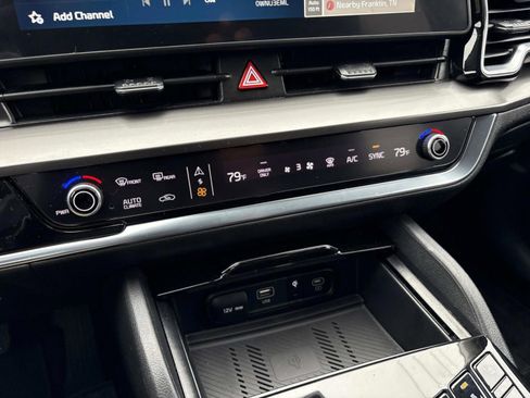 Used 2023 Kia Sportage EX image 32