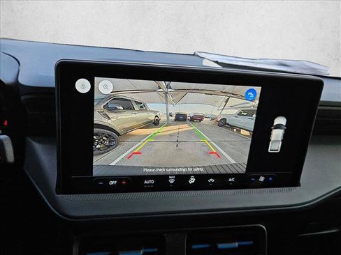 New 2026 Ford Maverick Lobo AWD/4WD image 18