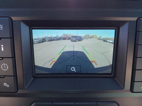 Used 2021 Ford F250 XL w/ Power Equipment Group image 19