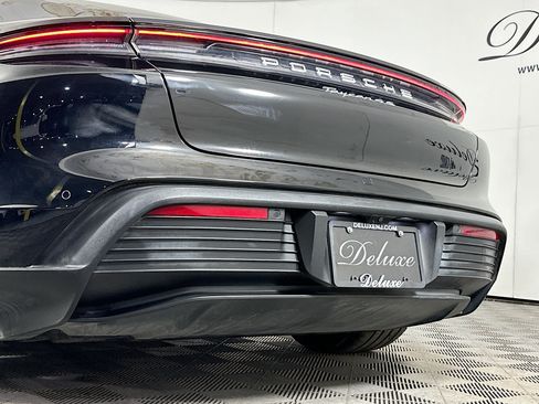 Used 2020 Porsche Taycan 4S image 25