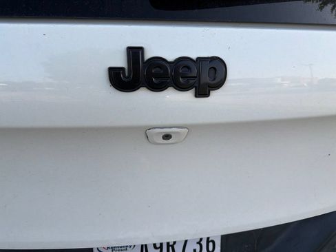 Used 2018 Jeep Cherokee Limited w/ High Altitude Package AWD/4WD image 21