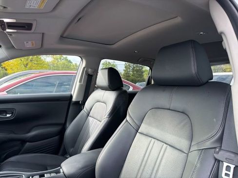 Used 2023 Honda HR-V EX-L image 6