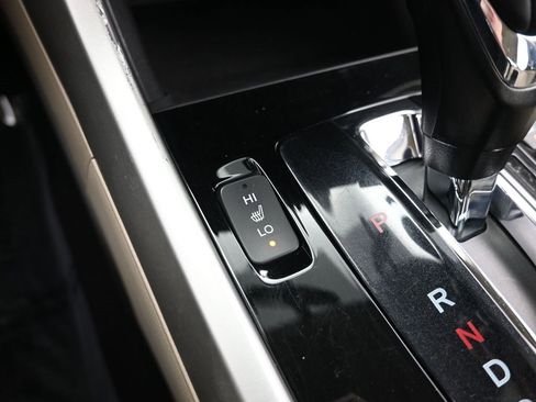 Used 2017 Honda Accord EX-L image 38