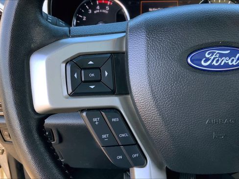 Used 2022 Ford F250 Lariat w/ Lariat Ultimate Package AWD/4WD image 21