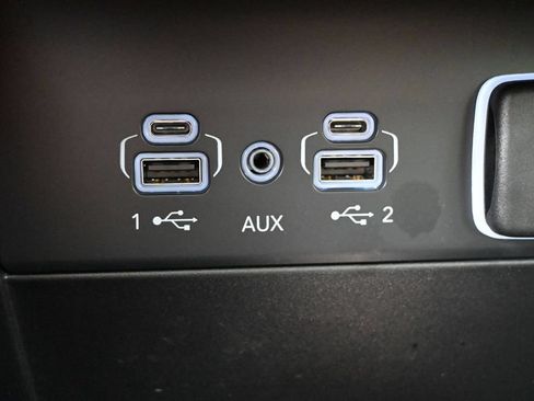 New 2026 Jeep Grand Cherokee L Limited w/ Limited Altitude Package AWD/4WD image 14