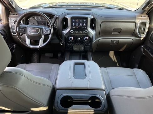 Used 2022 GMC Sierra 1500 SLT AWD/4WD image 10
